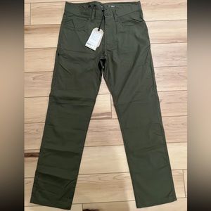 PrAna Double Peak Slim Pants